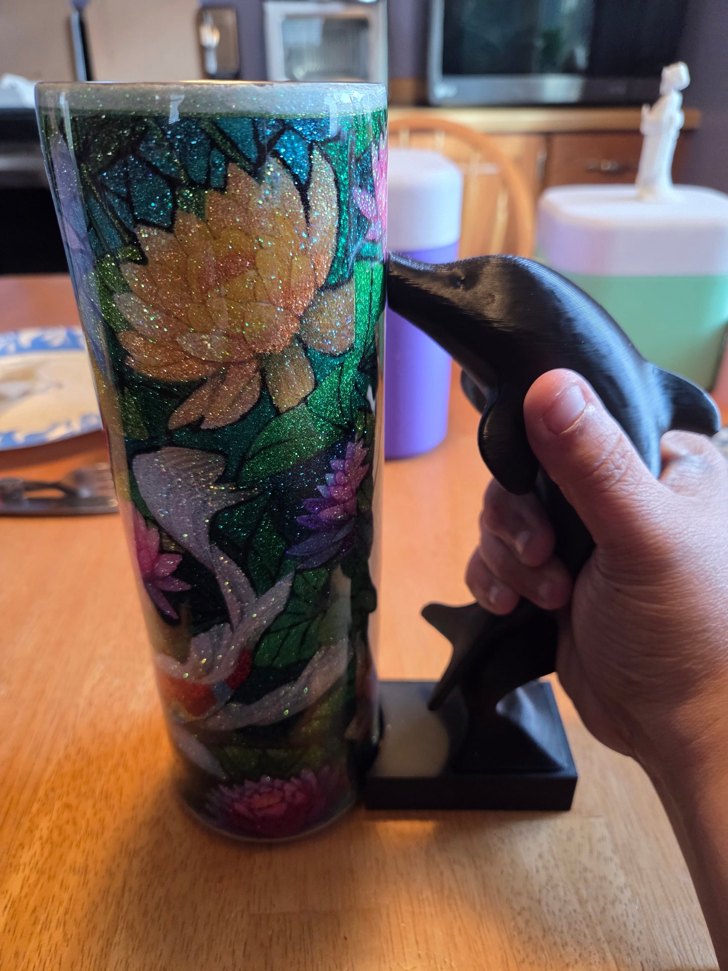Dolphin handle